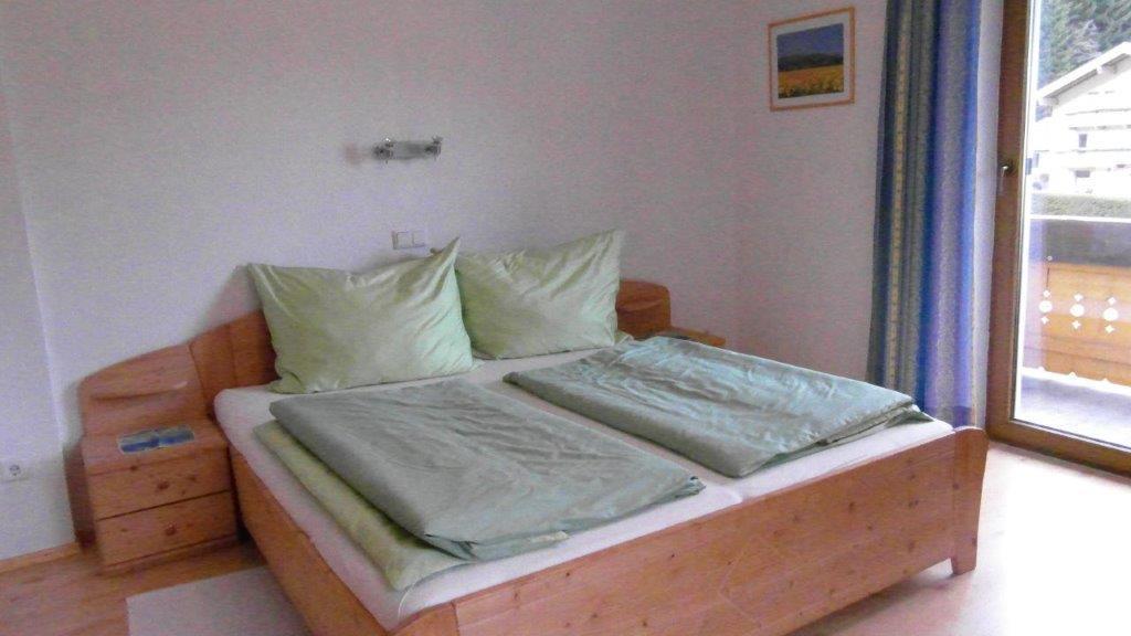 Гостьовий будинок Luenerhof Нойштіфт-ім-Штубайталь Екстер'єр фото